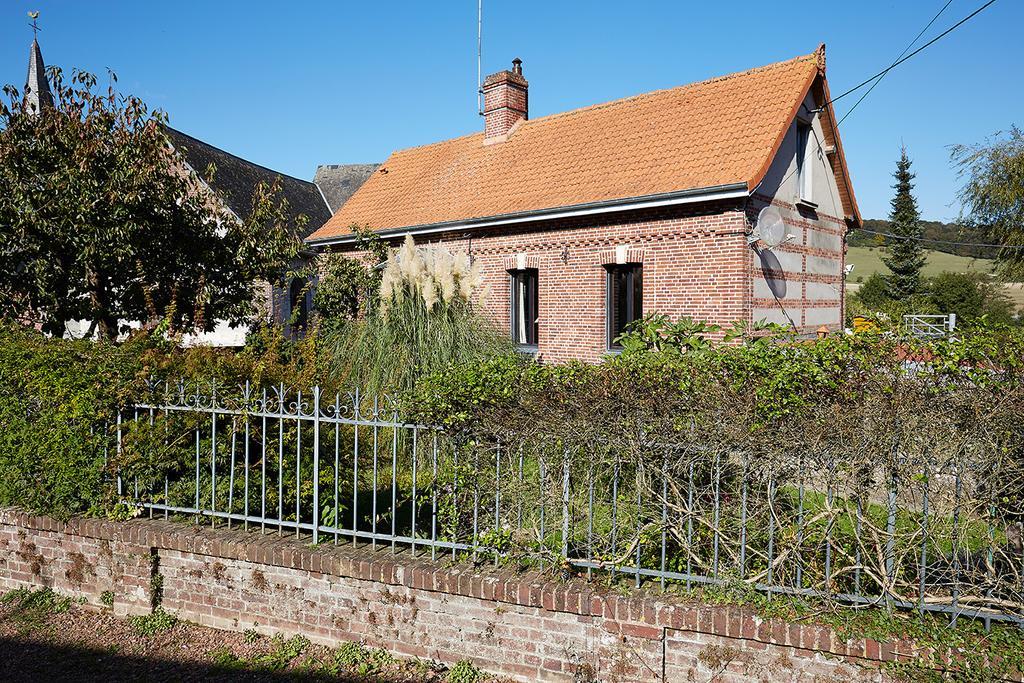 Les Gites De L'Yeres Cuverville-sur-Yeres Zewnętrze zdjęcie